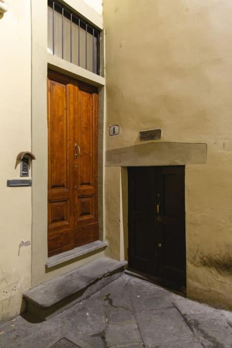 Cozy And Charmin 3Br Apartment Steps By Duomo Флоренция Екстериор снимка
