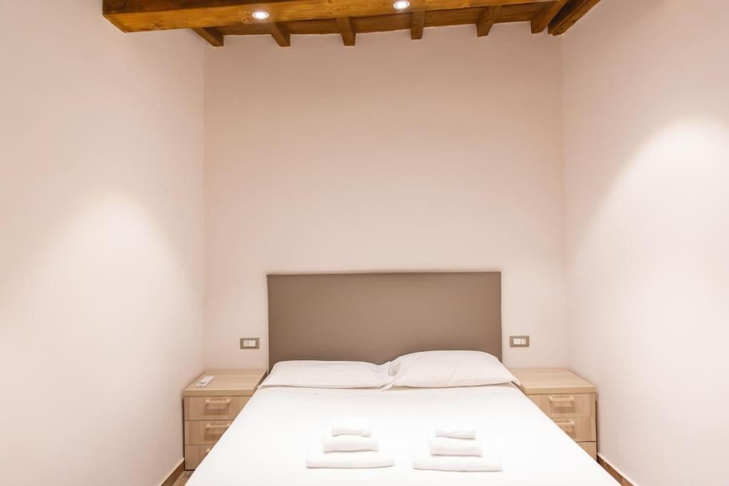 Cozy And Charmin 3Br Apartment Steps By Duomo Флоренция Екстериор снимка