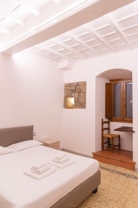 Cozy And Charmin 3Br Apartment Steps By Duomo Флоренция Екстериор снимка