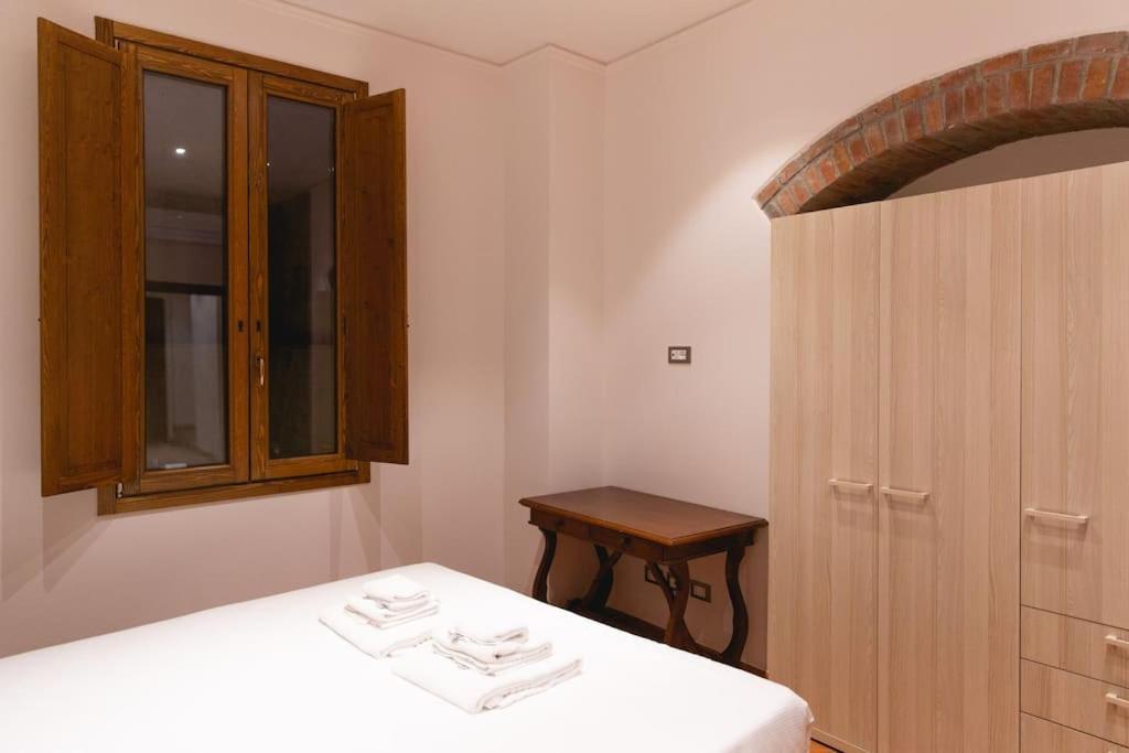 Cozy And Charmin 3Br Apartment Steps By Duomo Флоренция Екстериор снимка
